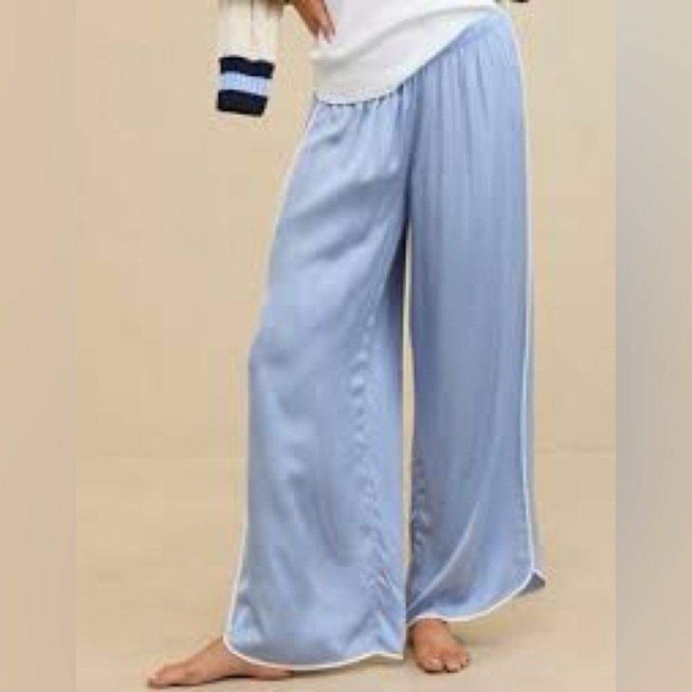 NWT SILK SET -Aerie Satin Piping button down & trouser set sm/xs